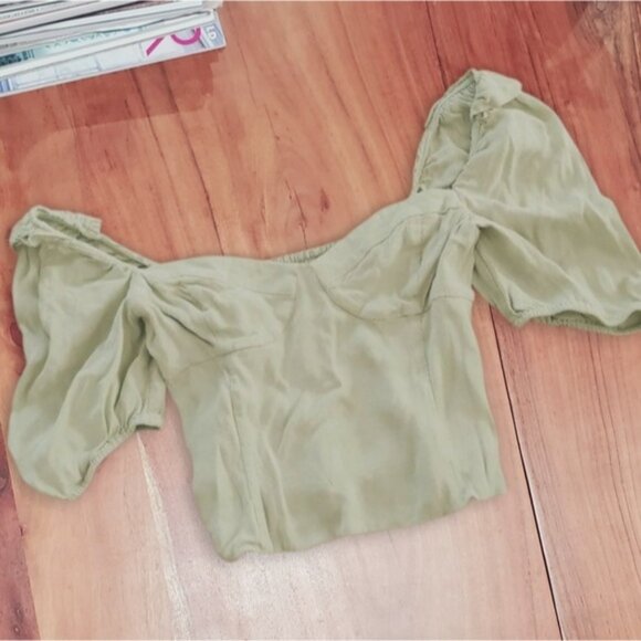 ARITZIA WILFRED "NOVELLA" Puff Sleeve Blouse In Sage Frost - Picture 8 of 16